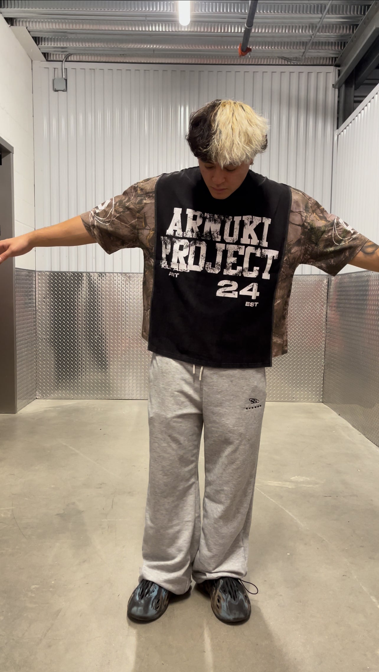 Arnuki Project Streetwear Cropped Boxy Tee